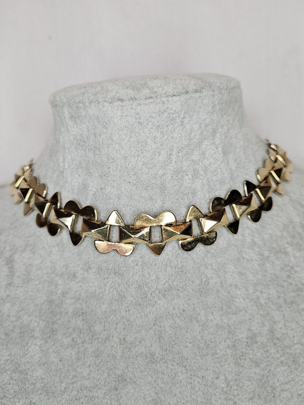 Vintage Monet Gold Tone Geometric Heart Link Choker Collar Necklace Signed 16"